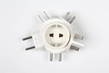 Adaptateur électrique