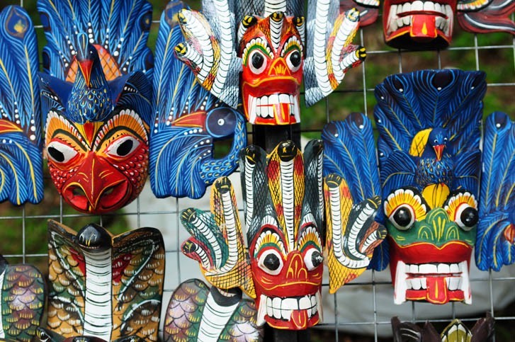 Masques en bois Sri Lankais